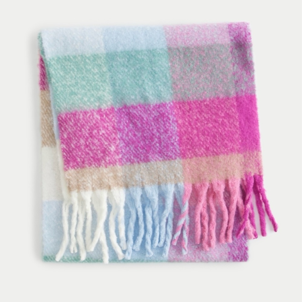 Plaid Woven Scarf